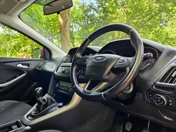 Ford Focus 1.0T EcoBoost Zetec Edition Euro 6 (s/s) 5dr