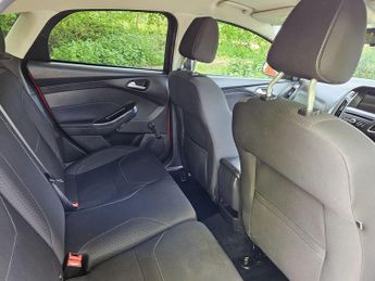 Ford Focus 1.0T EcoBoost Zetec Edition Euro 6 (s/s) 5dr