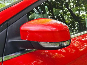 Ford Focus 1.0T EcoBoost Zetec Edition Euro 6 (s/s) 5dr