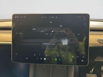 Tesla Model Y (Dual Motor) Long Range SUV 5dr Electric Auto 4WDE (384 bhp)