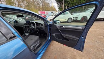 Volkswagen Golf 1.2 TSI BlueMotion Tech S DSG Euro 5 (s/s) 5dr