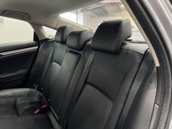 Honda Civic 1.0 VTEC Turbo EX CVT Euro 6 (s/s) 4dr