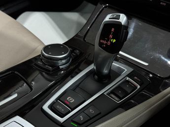 BMW 5 Series 2.0 520d Luxury Auto Euro 6 (s/s) 4dr