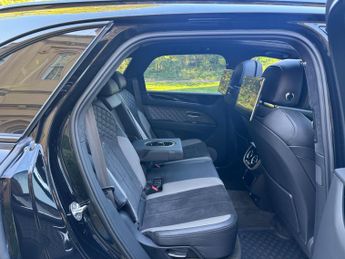 Bentley Bentayga 4.0 V8 S SUV 5dr Petrol Auto 4WD Euro 6 (s/s) (550 ps)