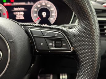 Audi A4 2.0 TDI 35 Black Edition S Tronic Euro 6 (s/s) 4dr