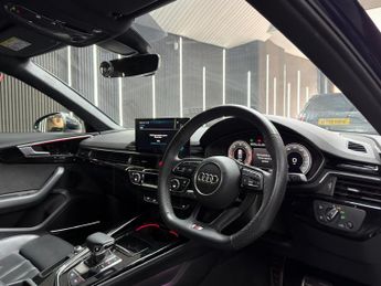 Audi A4 2.0 TDI 35 Black Edition S Tronic Euro 6 (s/s) 4dr