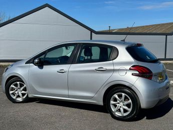 Peugeot 208 1.2 PureTech Active Euro 6 5dr