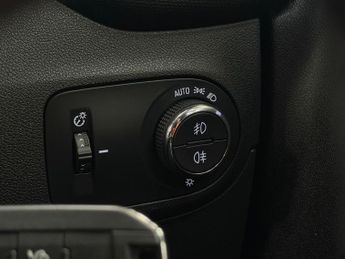 Vauxhall Crossland 1.2 Turbo SRi Nav Auto Euro 6 (s/s) 5dr