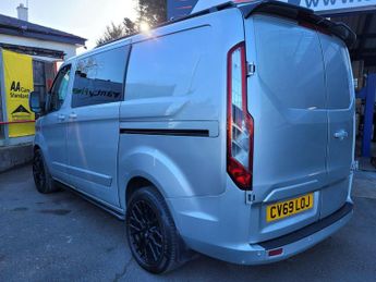 Ford Transit Custom 2.0 300 EcoBlue Limited Crew Van Double Cab 5dr Diesel Auto L1 H