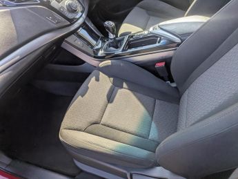 Hyundai i40 1.7 CRDi Blue Drive Active Saloon 4dr Diesel Manual Euro 5 (s/s)