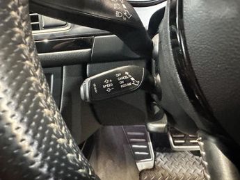 Audi A6 Saloon 2.0 TDI ultra Black Edition S Tronic Euro 6 (s/s) 4dr
