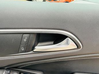 Mercedes-Benz A Class 1.6 A180 Sport Hatchback 5dr Petrol 7G-DCT Euro 6 (s/s) (122 ps)