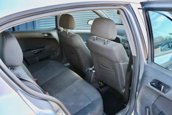 Vauxhall Astra 1.8i 16v SRi 5dr