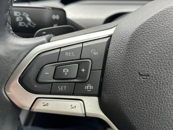 Volkswagen Golf 1.0 eTSI MHEV Life DSG Euro 6 (s/s) 5dr