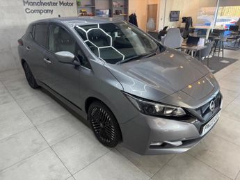 Nissan Leaf 39kWh N-Connecta Auto 5dr