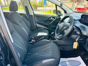Peugeot 208 1.4 HDi Active Hatchback 5dr Diesel Manual Euro 5 (70 ps)