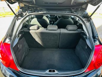 Peugeot 208 1.4 HDi Active Hatchback 5dr Diesel Manual Euro 5 (70 ps)