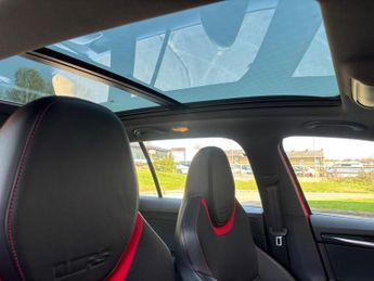 Skoda Octavia 2.0 TDI vRS DSG Euro 6 (s/s) 5dr (SNav)