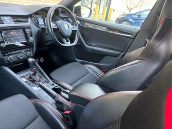Skoda Octavia 2.0 TDI vRS DSG Euro 6 (s/s) 5dr (SNav)