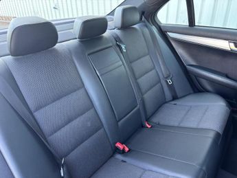 Mercedes-Benz C Class 2.1 C200 CDI Sport Auto Euro 4 4dr