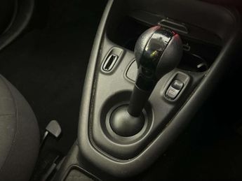 Smart fortwo 17.6kWh Pulse Premium Coupe 2dr Electric Auto (22kW Charger) (82