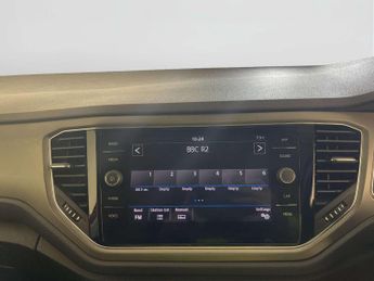 Volkswagen T-Roc 1.0 TSI Design Euro 6 (s/s) 5dr