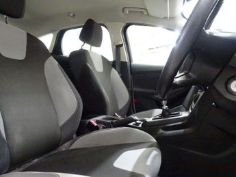 Ford Focus 1.6 TDCi Zetec Euro 5 (s/s) 5dr