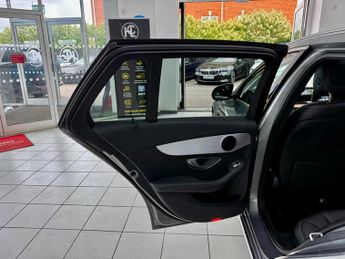 Mercedes-Benz C Class 2.0 C200 Sport (Premium) 7G-Tronic+ Euro 6 (s/s) 5dr