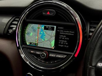 MINI Hatch 1.5 Cooper Auto Euro 6 (s/s) 5dr