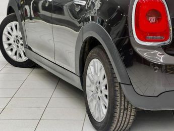 MINI Hatch 1.5 Cooper Auto Euro 6 (s/s) 5dr
