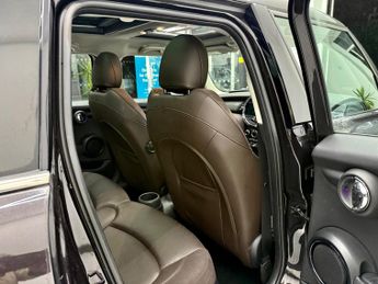 MINI Hatch 1.5 Cooper Auto Euro 6 (s/s) 5dr