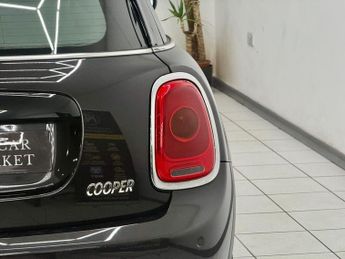 MINI Hatch 1.5 Cooper Auto Euro 6 (s/s) 5dr
