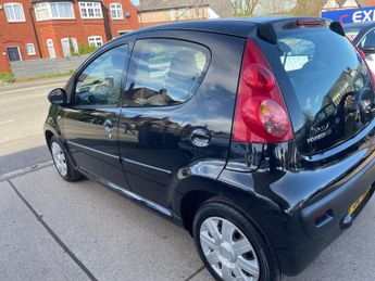 Peugeot 107 1.0 12V Urban 2 Tronic Euro 4 5dr