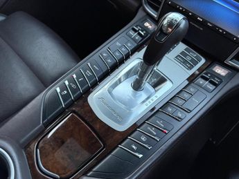 Porsche Panamera S E-Hybrid