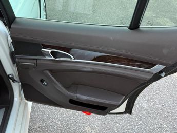 Porsche Panamera S E-Hybrid