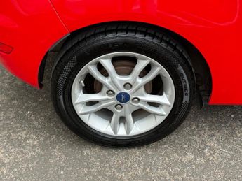 Ford Fiesta 1.0T EcoBoost Zetec Powershift Euro 6 3dr