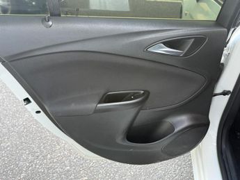 Vauxhall Astra 1.4i Turbo SRi Sports Tourer Auto Euro 6 (s/s) 5dr