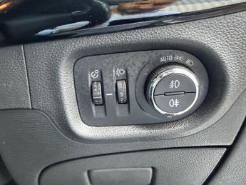 Vauxhall Astra 1.4i Turbo SRi Sports Tourer Auto Euro 6 (s/s) 5dr