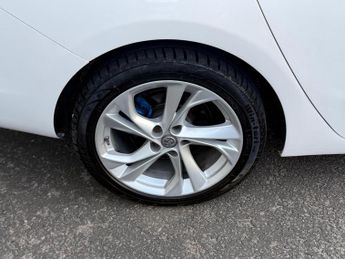 Vauxhall Astra 1.4i Turbo SRi Sports Tourer Auto Euro 6 (s/s) 5dr