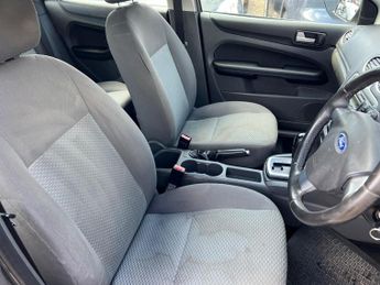 Ford Focus 1.6 Sport 5dr