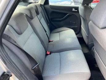 Ford Focus 1.6 Sport 5dr