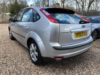 Ford Focus 1.6 Sport 5dr