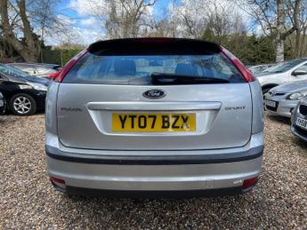 Ford Focus 1.6 Sport 5dr