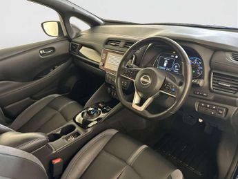 Nissan Leaf 39kWh Tekna Hatchback 5dr Electric Auto (150 ps)