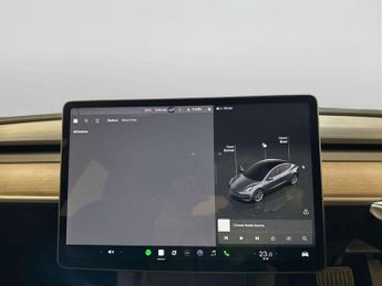 Tesla Model 3 Standard Range Plus Saloon 4dr Electric Auto RWD (241 bhp)