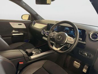 Mercedes-Benz EQA EQA 300 66.5kWh AMG Line SUV 5dr Electric Auto 4MATIC (228 ps)