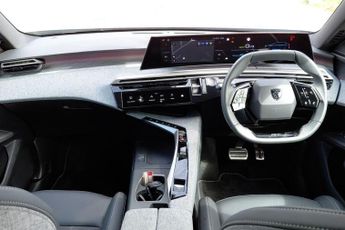 Peugeot E-3008 73kWh GT Auto 5dr