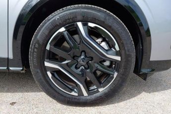 Peugeot E-3008 73kWh GT Auto 5dr