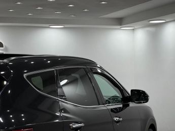 Hyundai Santa Fe 2.2 CRDi Blue Drive Premium SE Auto 4WD Euro 6 (s/s) 5dr (7 Seat