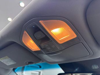 Hyundai Santa Fe 2.2 CRDi Blue Drive Premium SE Auto 4WD Euro 6 (s/s) 5dr (7 Seat